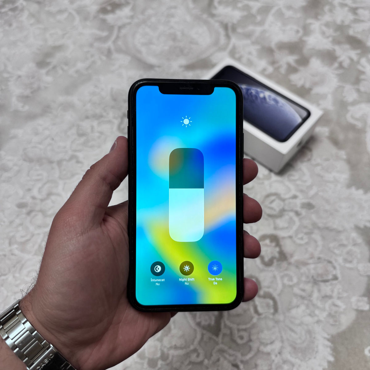 iPhone XR 128GB Black foto 6