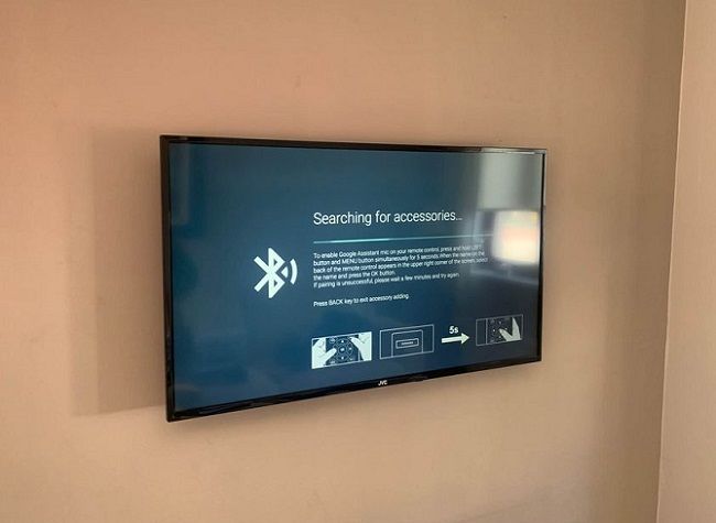 Установка телевизоров на стену. TV LCD, LED, плазменные. Кронштейны ТВ. Мастер. Навеска кронштейнов. фото 3