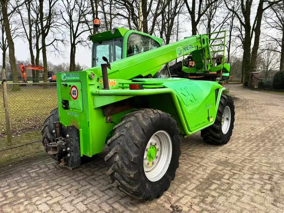Телескопический погрузчик Merlo P40.7 2007 foto 10