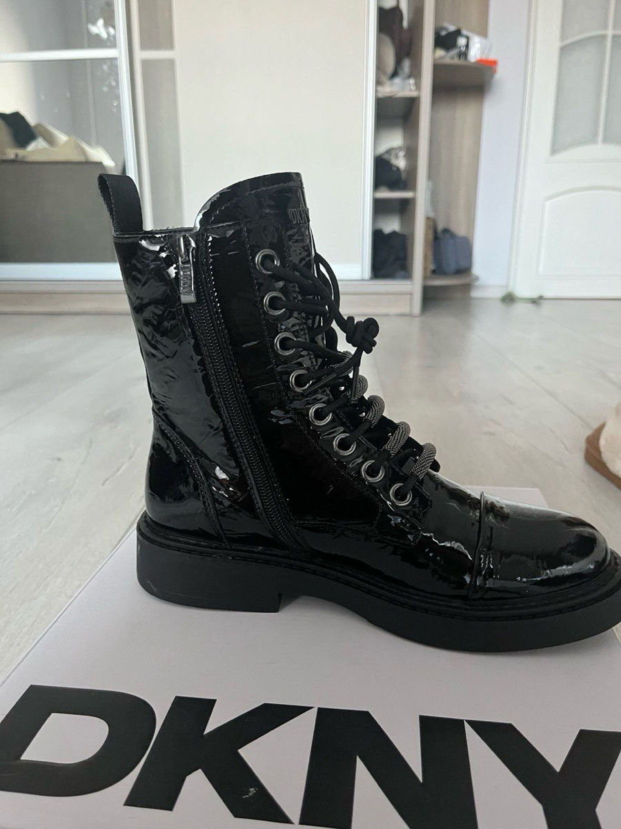 Продаю ботинки DKNY, по выгодной цене! Срочно  foto 2