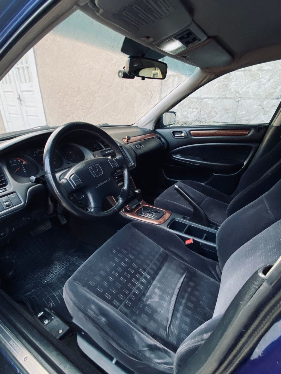 Honda Accord foto 2
