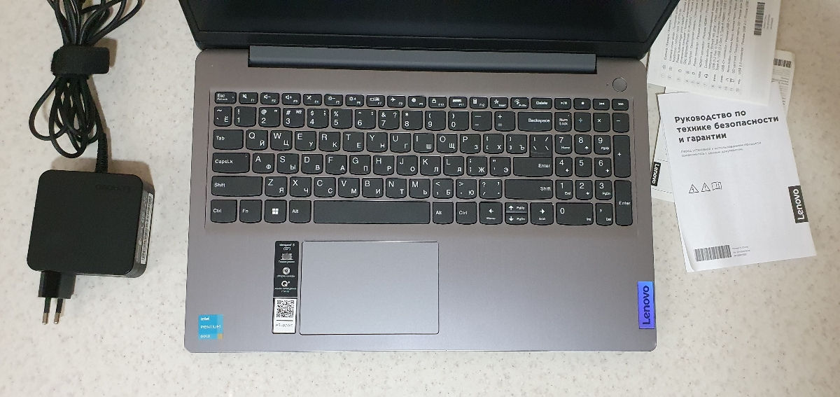 Новый Мощный LENOVO ideapad 3. Pentium GOLD 7505 3,5GHz. 4ядра. 8gb. SSD 256gb. Full HD 15,6d  foto 4