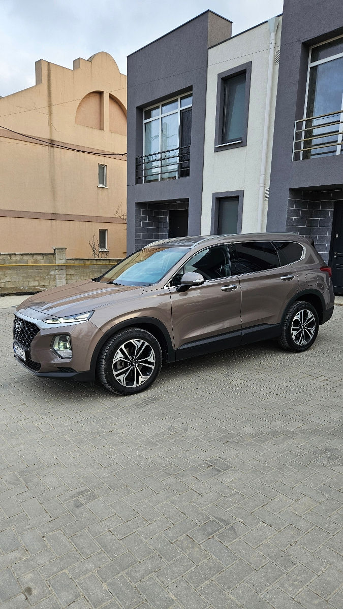 Hyundai Santa FE foto 2