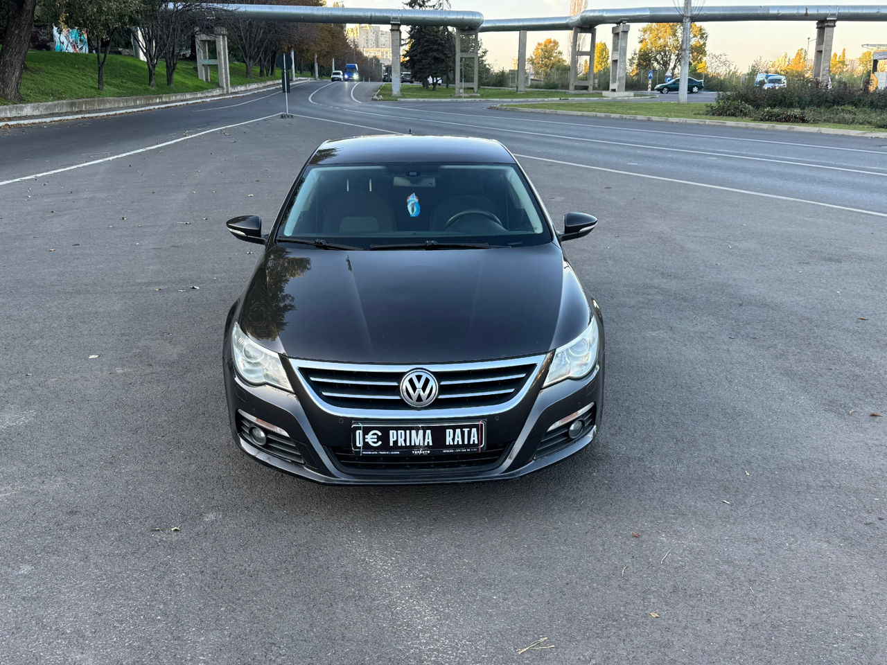Volkswagen Passat CC foto 1