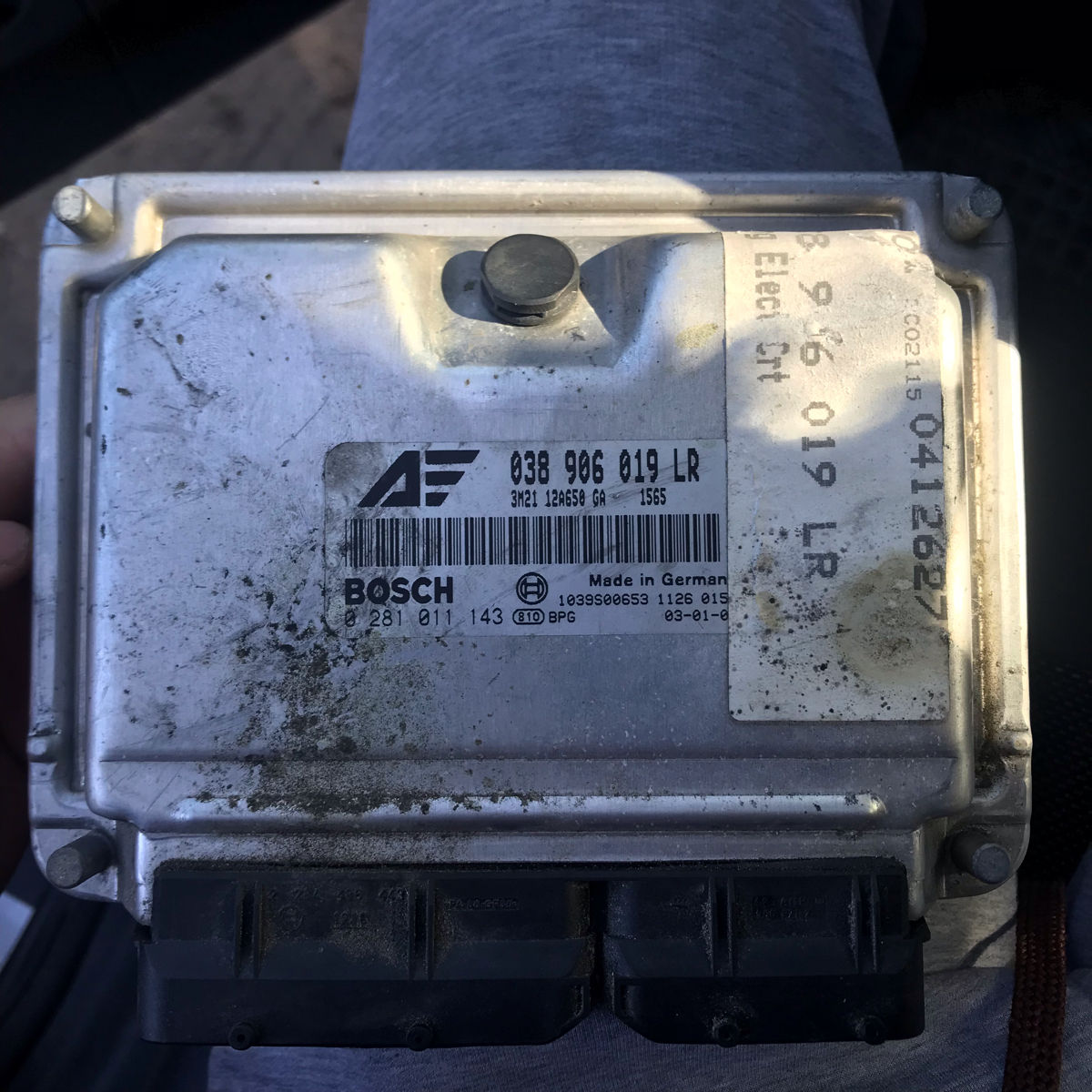Блок управления двигателя 1.9 TDI