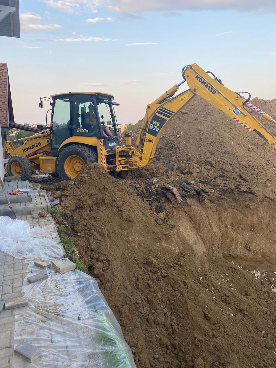 Lucrări de excavare,  terasament, compactare, incarcare, transportarea pamantului. foto 8