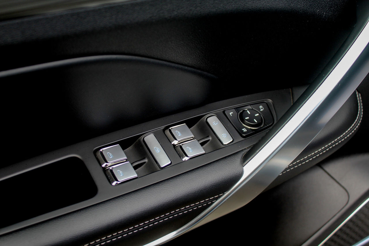 Geely Atlas Pro foto 12