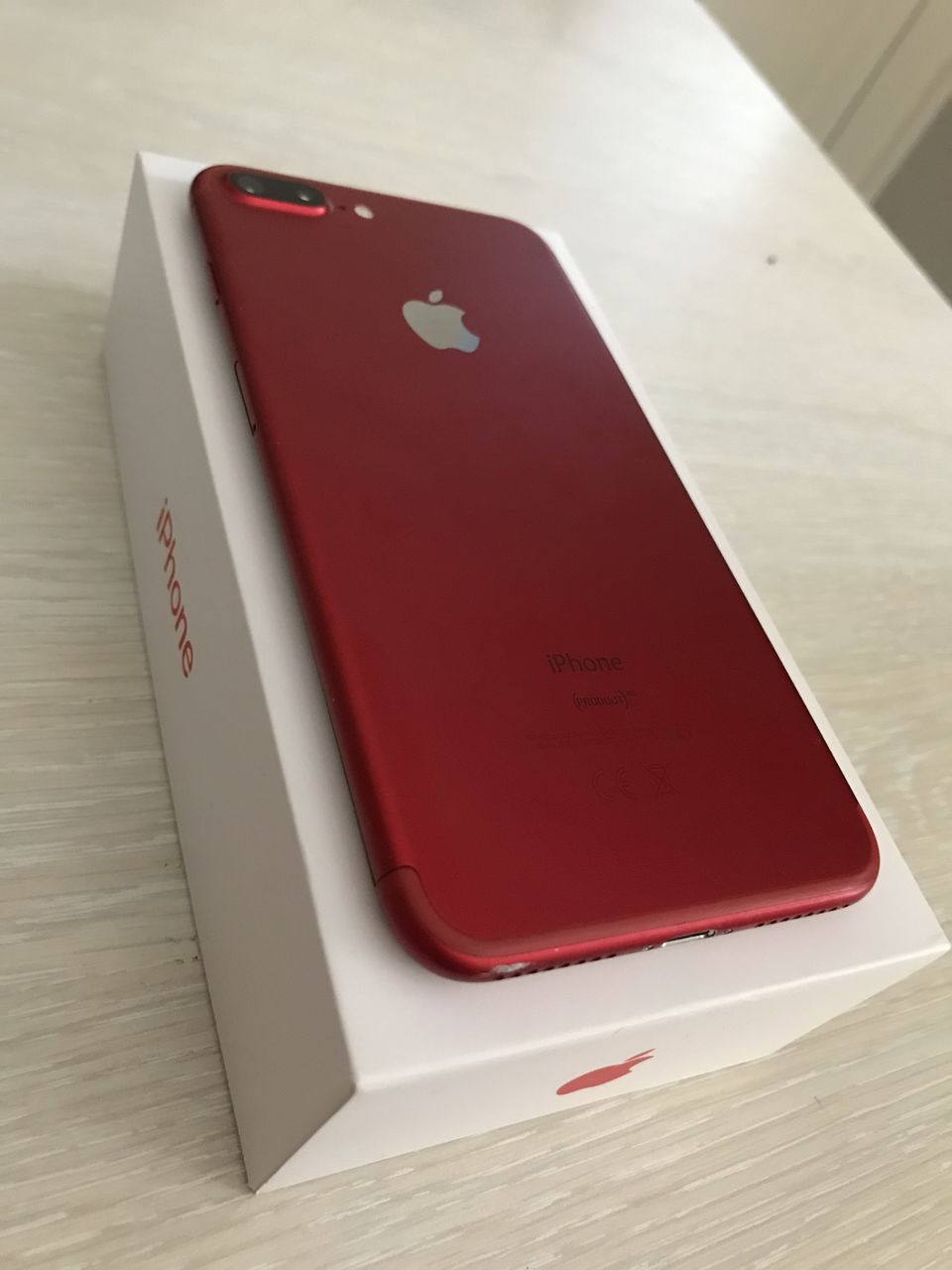 Продам айфон 7+ 128 gb