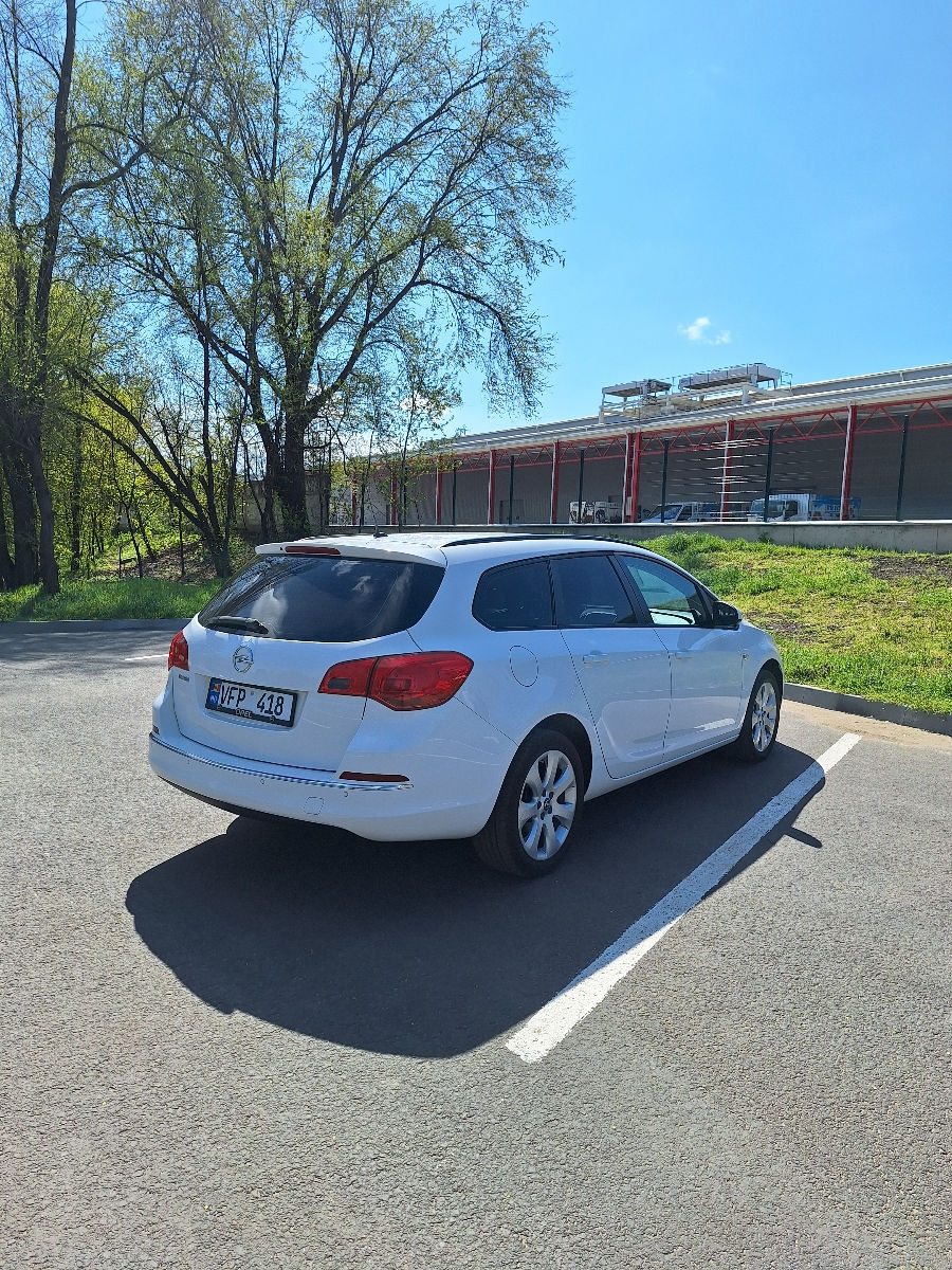 Opel Astra foto 4