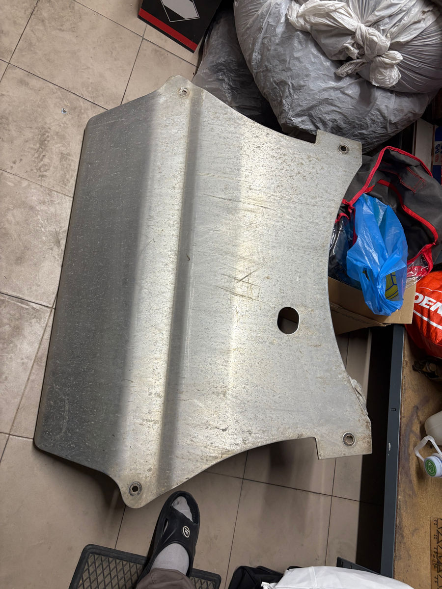 Scut aluminiu motor Dacia Duster foto 3