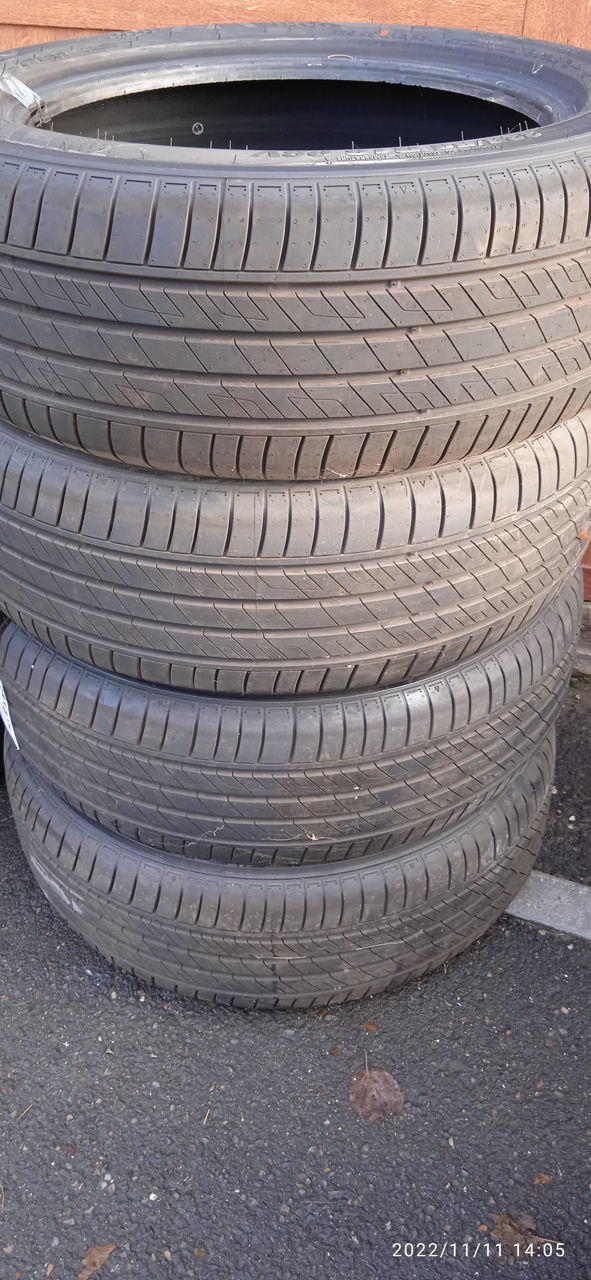 R18 225/55 Kumho 4 Buc Noi