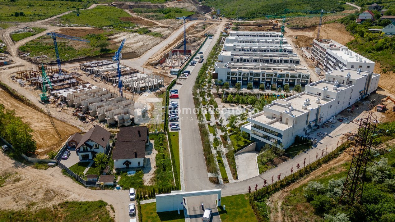 Vânzare Townhouse în complexul Hora Village, 3 nivele, 166 mp. foto 7
