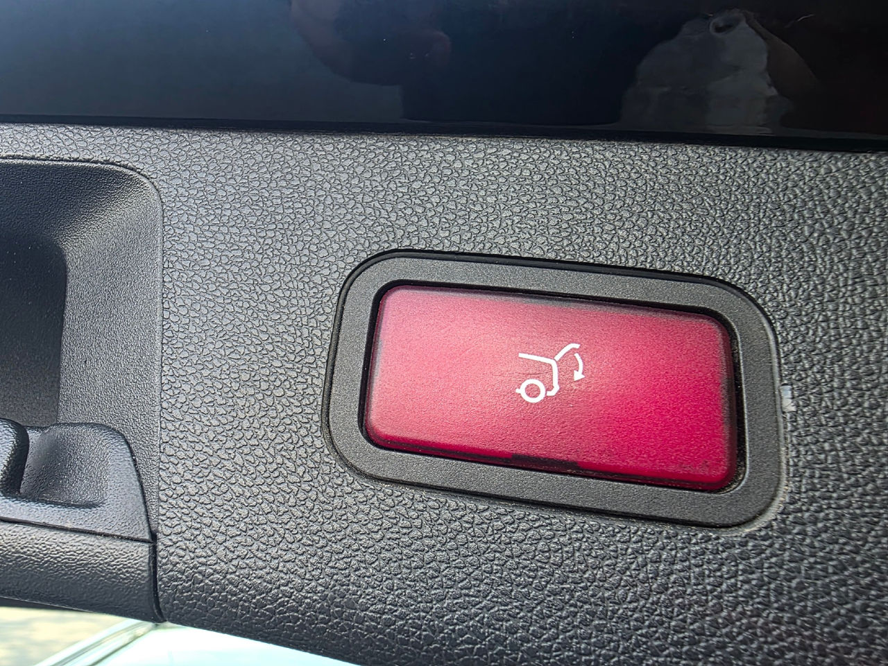 Mercedes E-Class фото 15