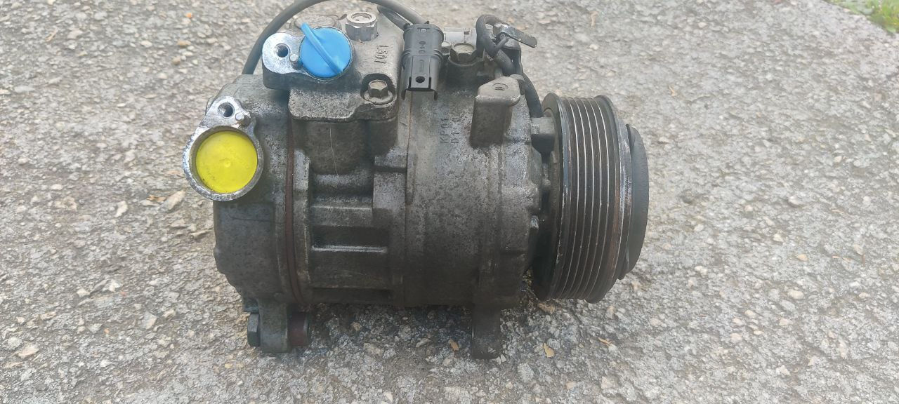 Компрессор кондиционера BMW 6452 9330825-02 foto 0