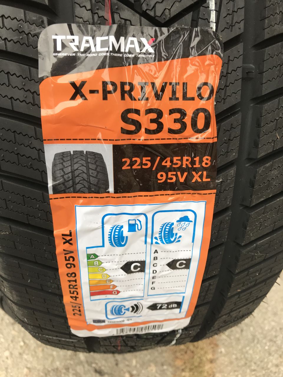 225/45 R18 Tracmax s330/ Доставка, livrare toata Moldova foto 1