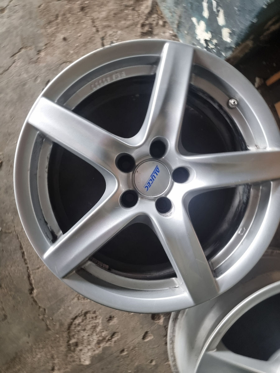 R17 5*108 7j et48 Autec