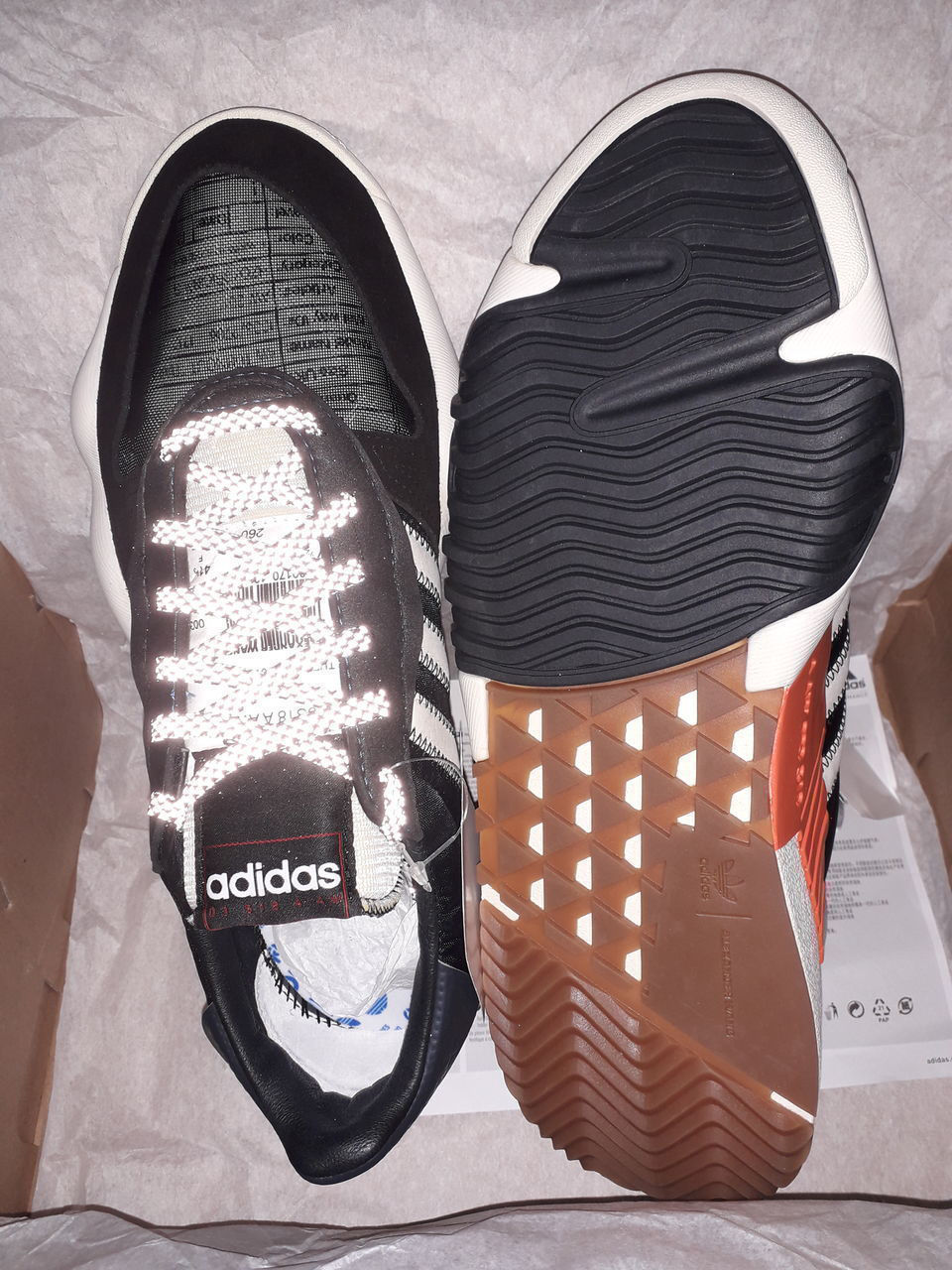 Новые кроссовки женские Adidas фото 2