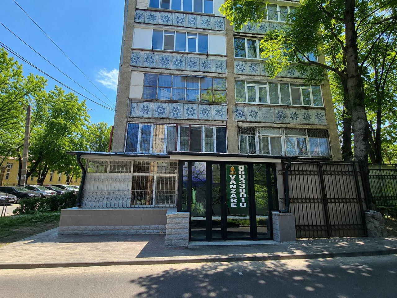 Spațiu comercial