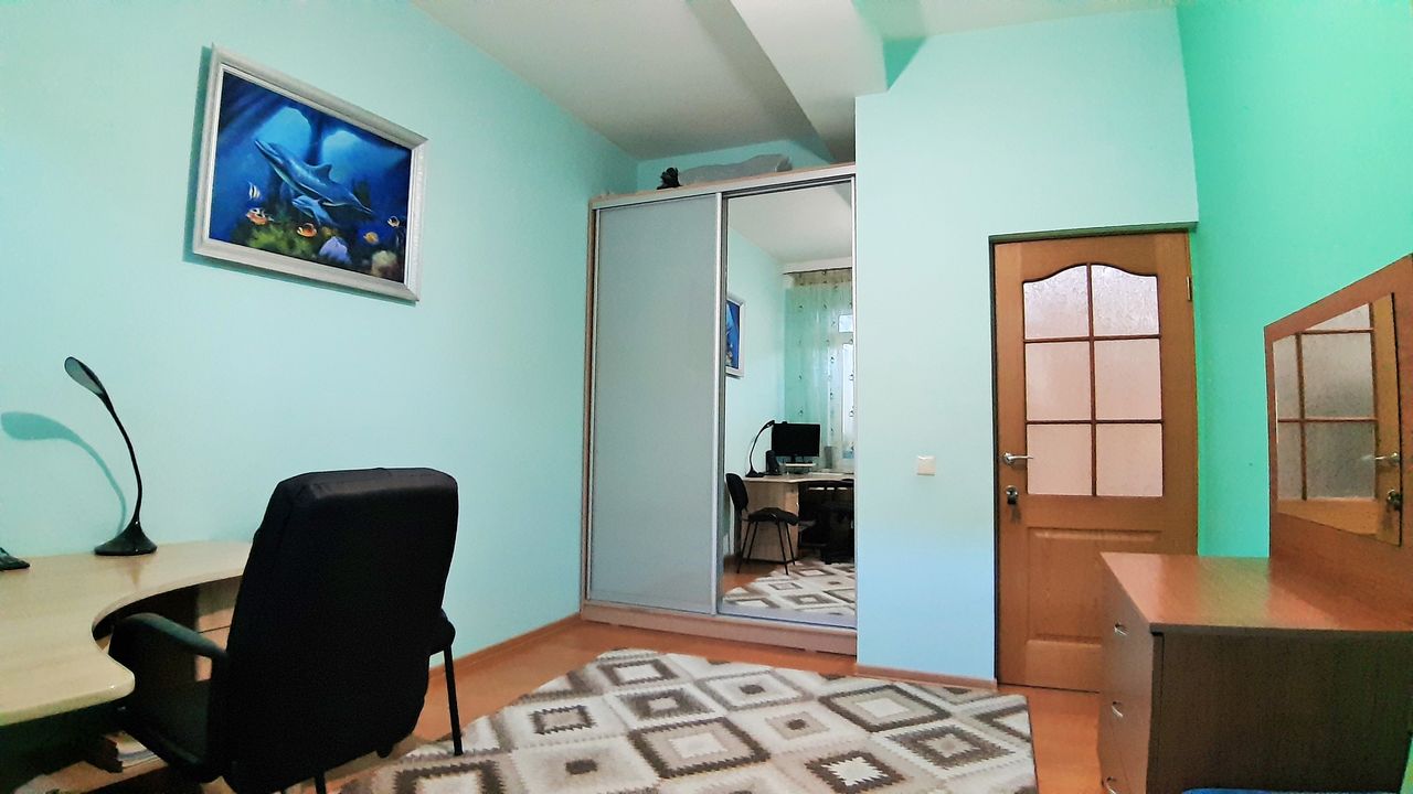 Apartament cu 4 camere, 100 m², Botanica, Chișinău foto 10
