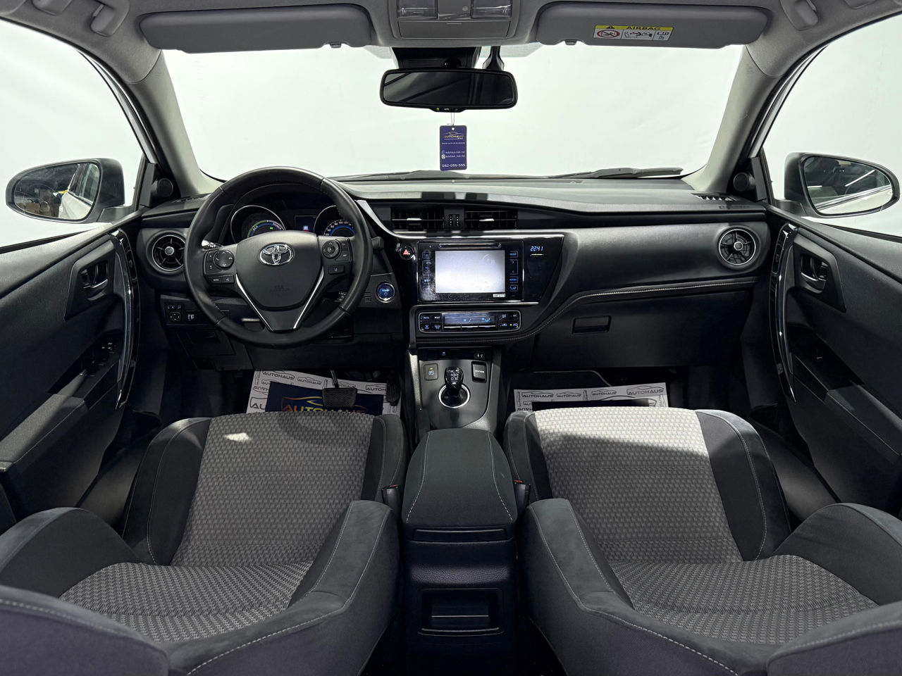Toyota Auris foto 9
