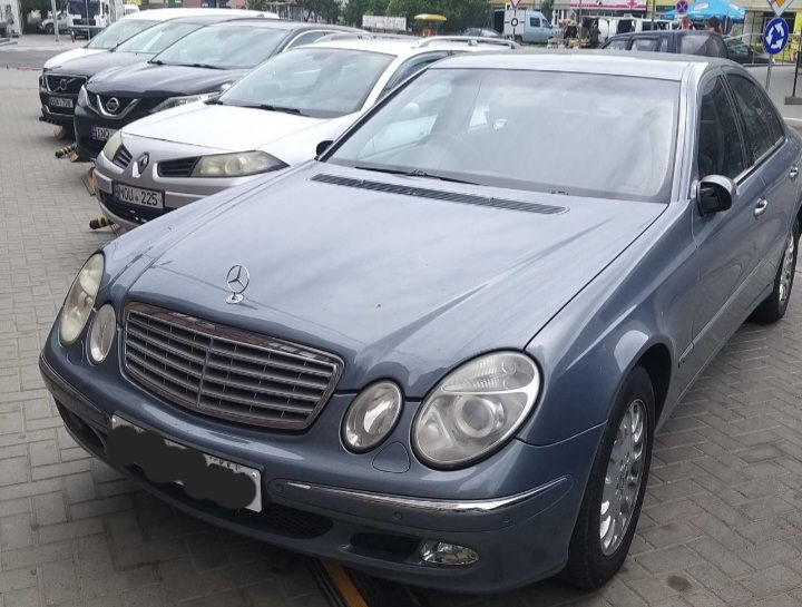 Dezmembrare Mercedes w211  2.2 cdi 2.7 cdi 3.0 cdi 3.2 cdi foto 0