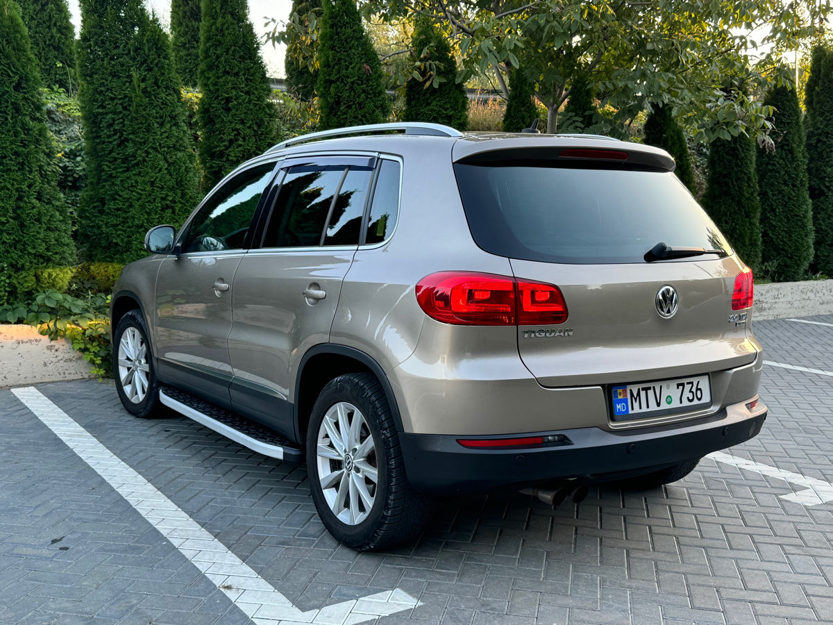 Volkswagen Tiguan foto 2