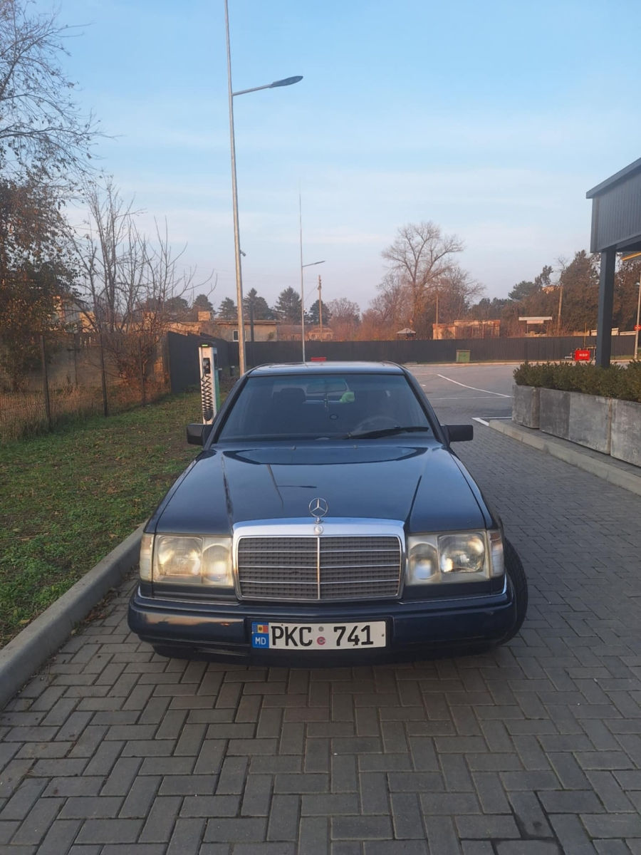 Mercedes Series (W124) foto 2