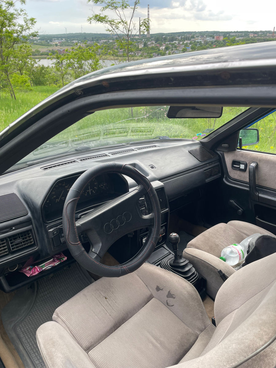 Audi 100 фото 4