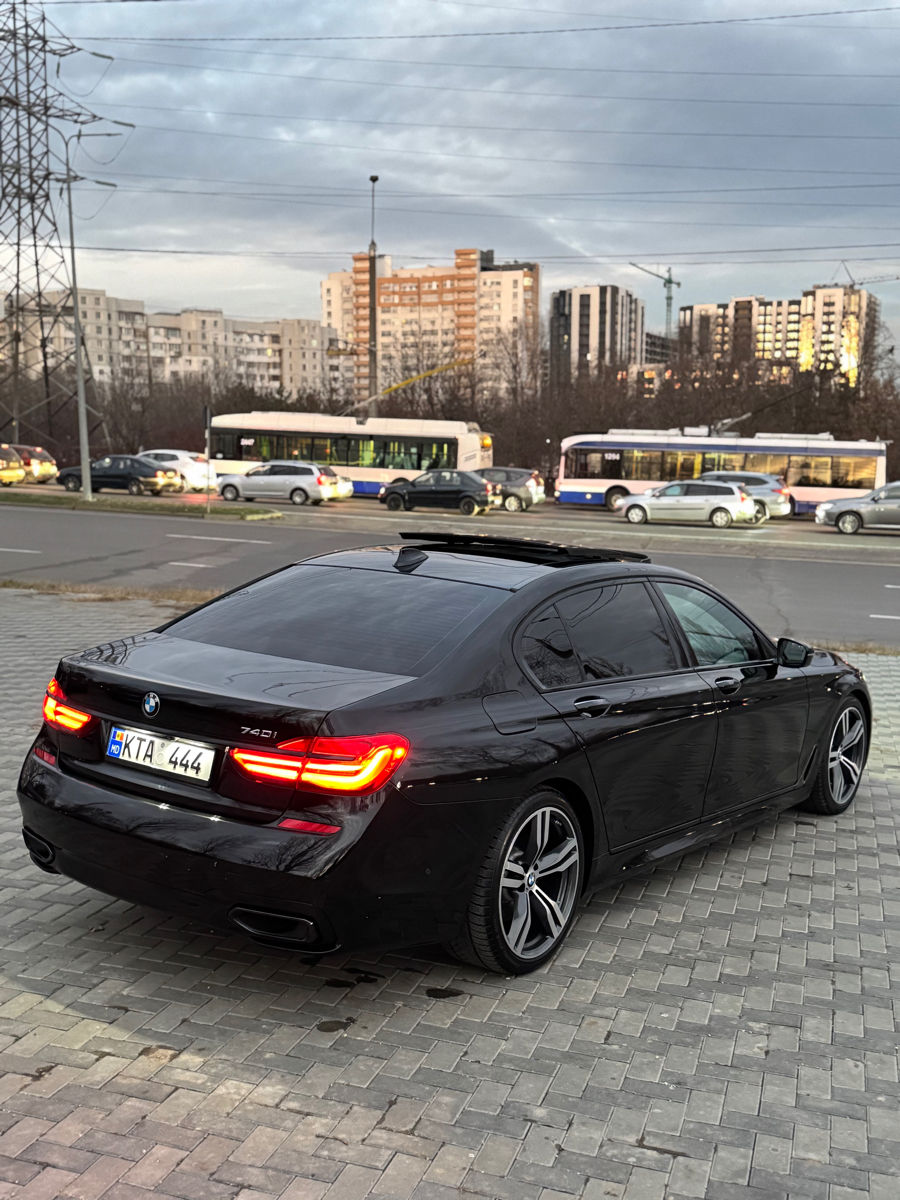 BMW 7 Series foto 1