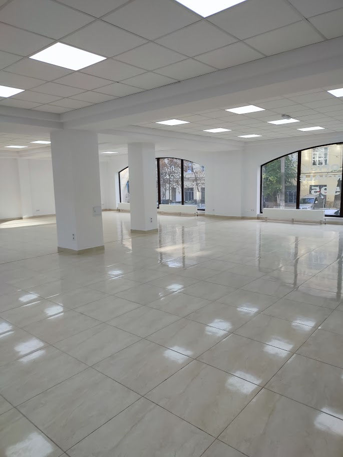 chirie spatiu comercial 250 m2 str. sfatul tarii ultracentru . foto 4