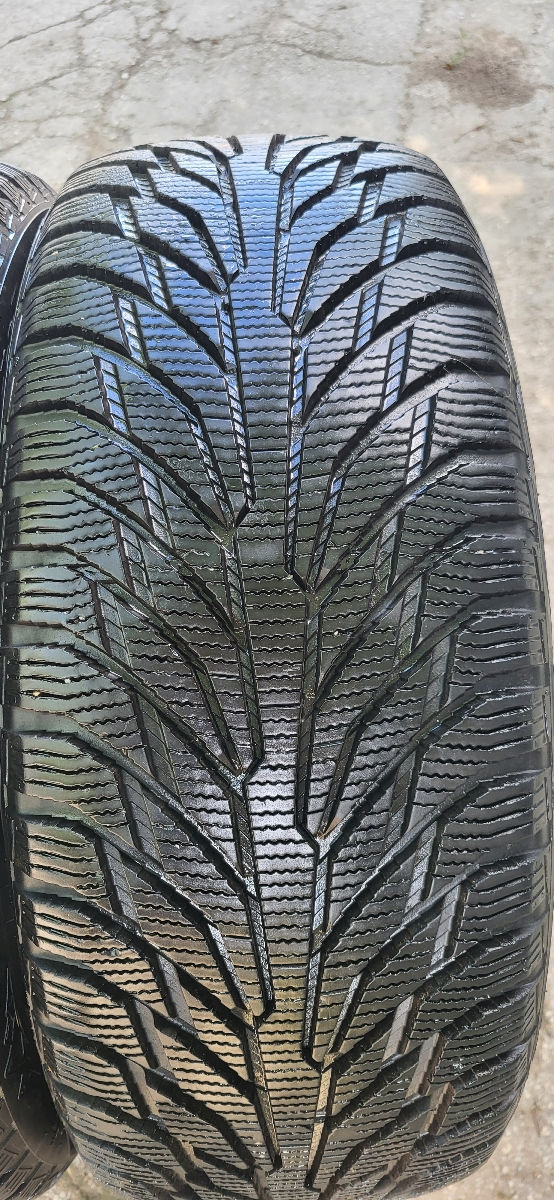 Шины 215/50 R17 фото 2