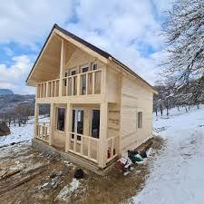 Vând casa din lemn ori ce dimensiuni stil A foto 3