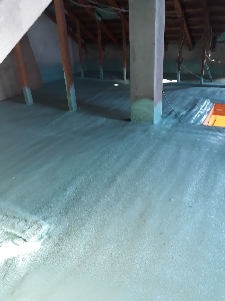 Fonoizolatii  şi Termoizolatii cu spuma poliuretanica foto 15