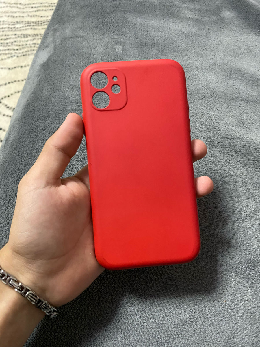 Чехол на iPhone 11