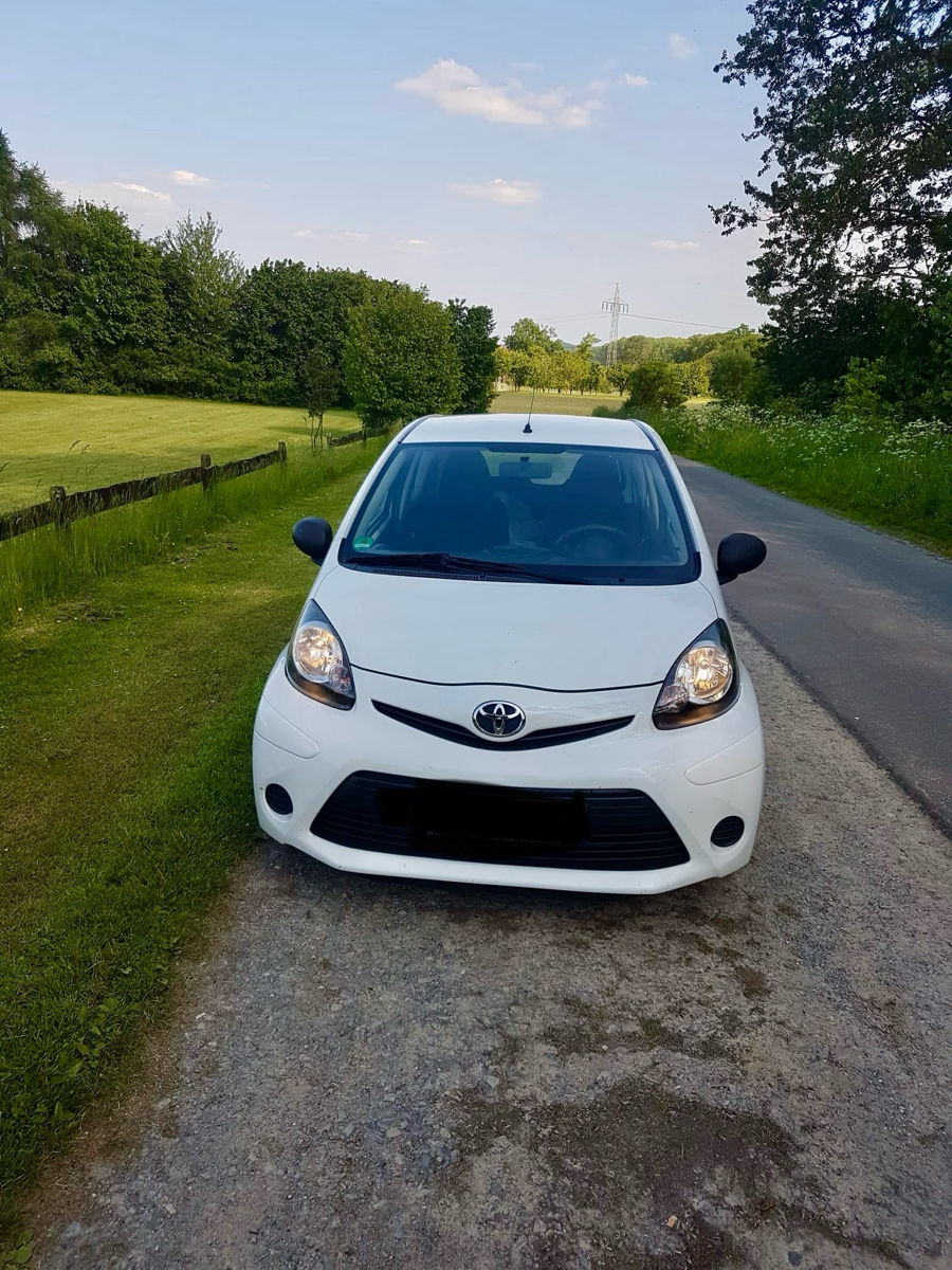 Toyota Aygo фото 1