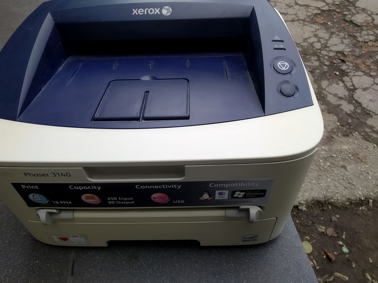 Принтер xerox phaser 3140 не включается