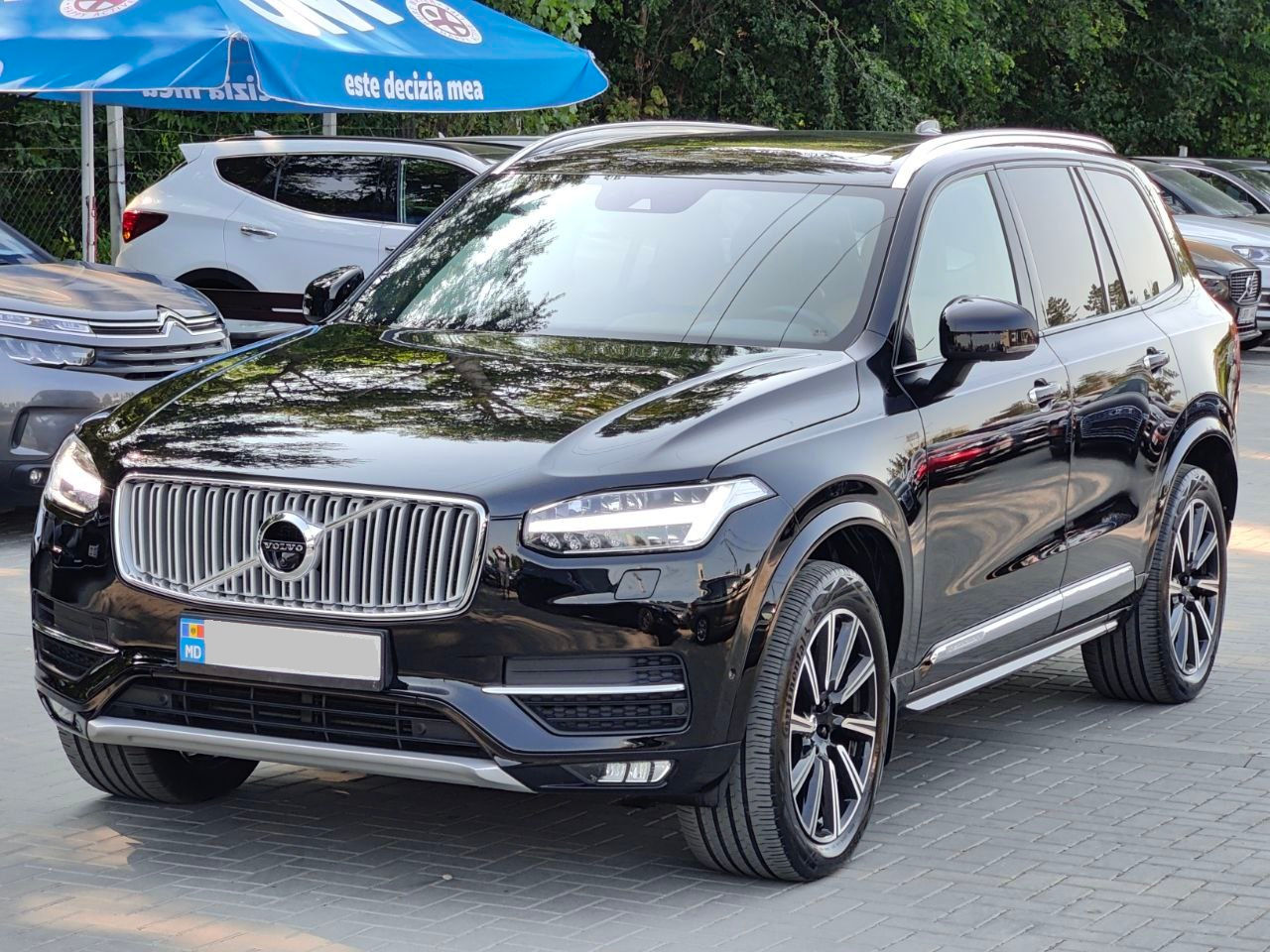 Elegantes Volvo Xc90 Diesel Fotos