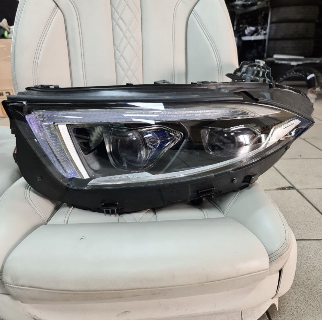 Фара левая Мерседес CLS-Class C257