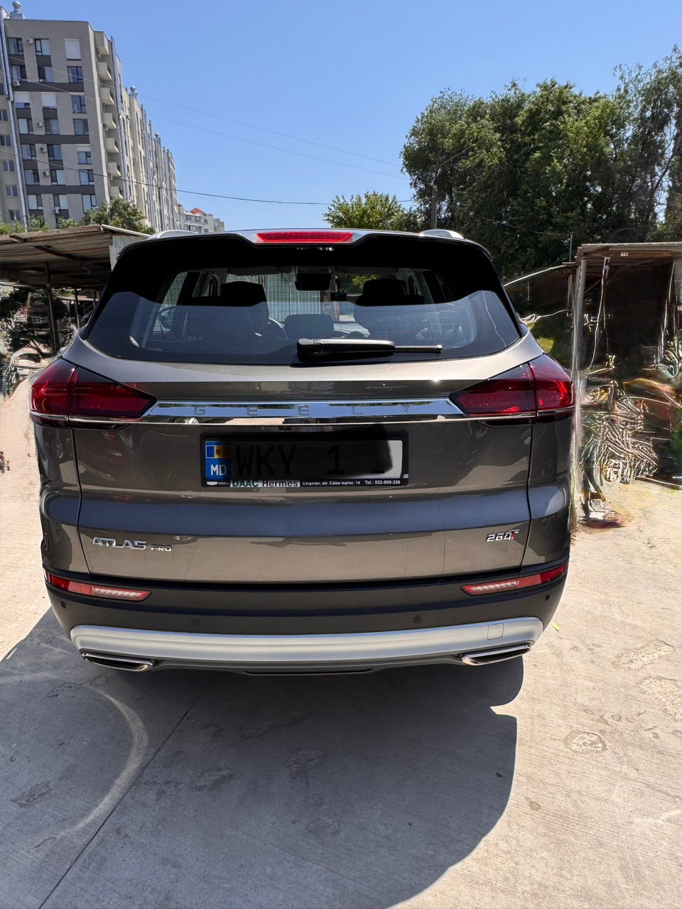 Geely Atlas Pro foto 1