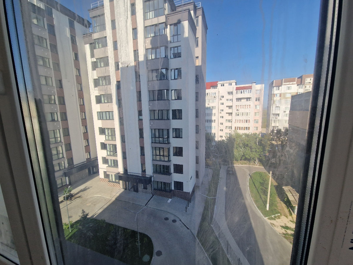 Apartament cu 3 camere, 99 m², Centru, Orhei foto 0