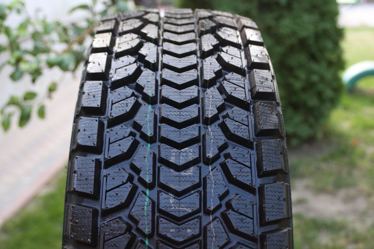 Dunlop 275/60 R18