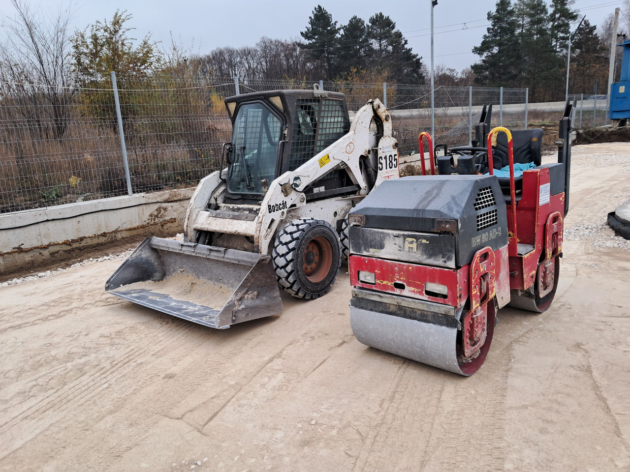 Se vinde bobcat S185 & Catoc Bomag