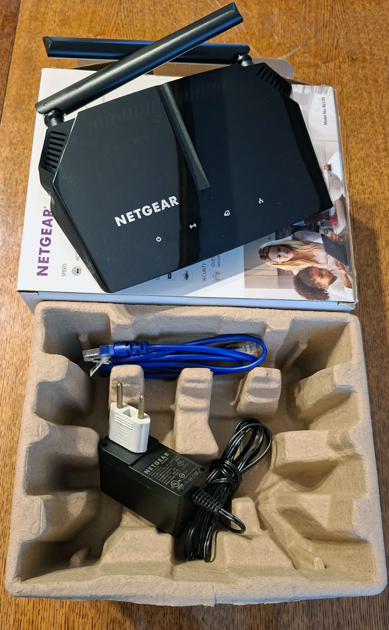 Netgear R6120 (AC1200 5G Wi-Fi Router)
