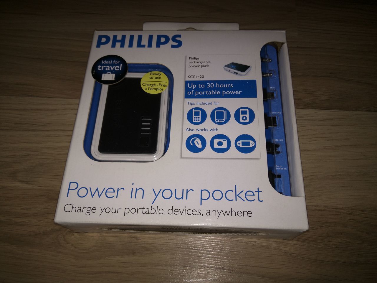 Аккумуляторный блок Philips Recharchable power pack SCE4420 + насадки для  любых телефонов