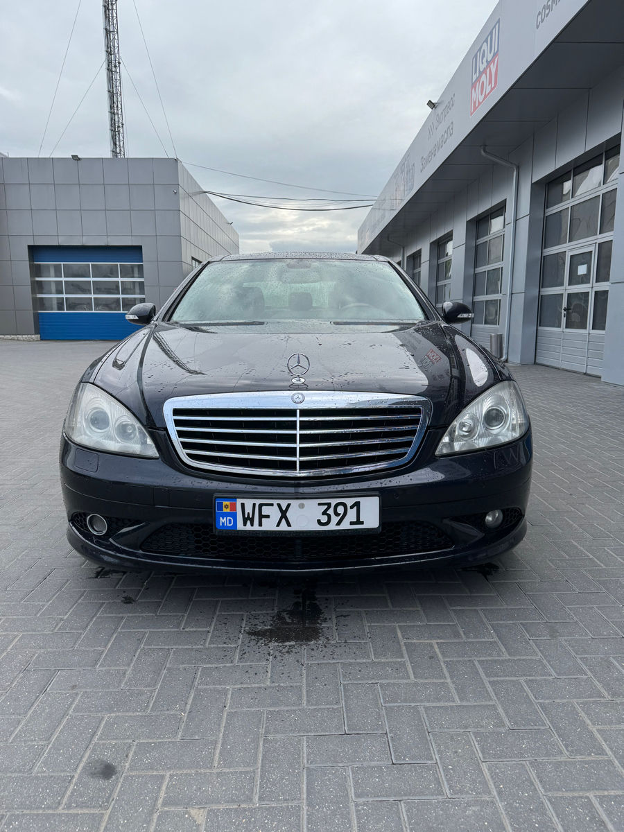 Mercedes S-Class