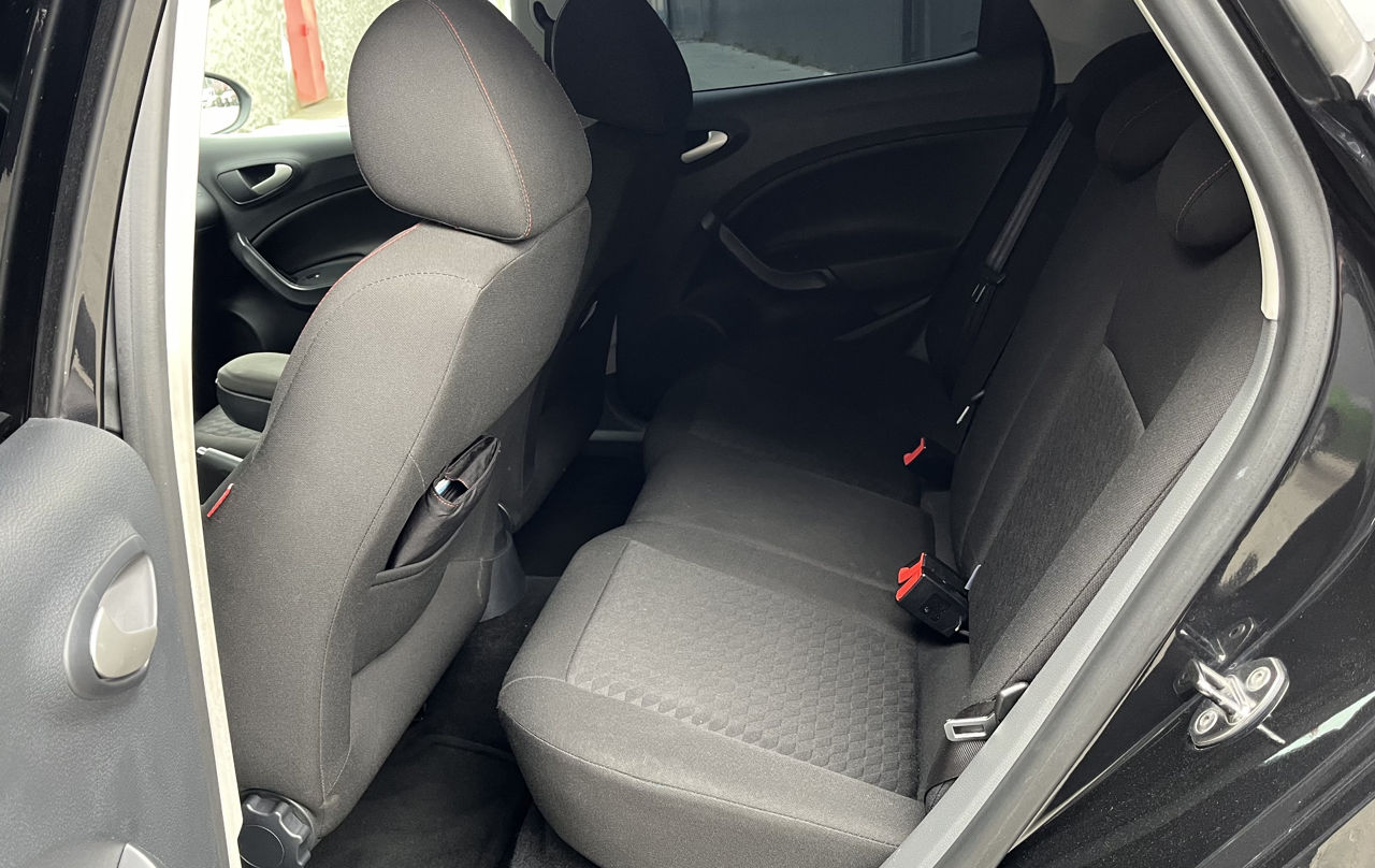 Seat Ibiza- Прокат // Rent // Chirie фото 3