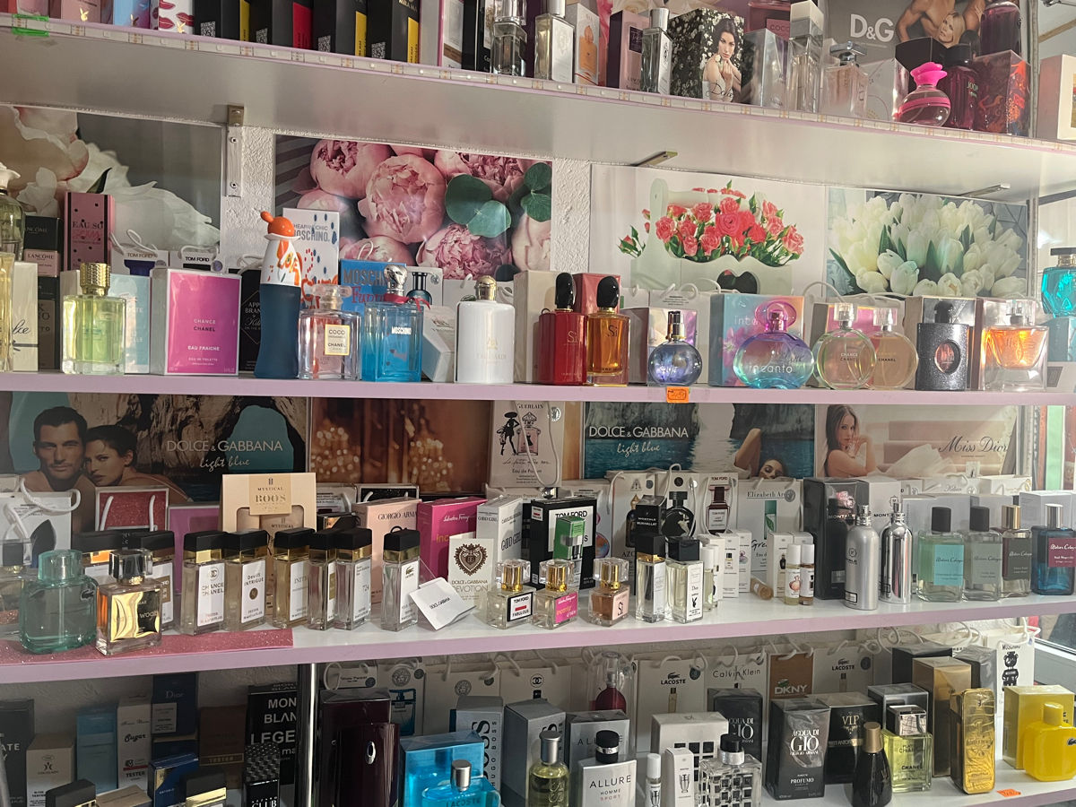 parfumuri bune la prețuri foarte mici foto 8