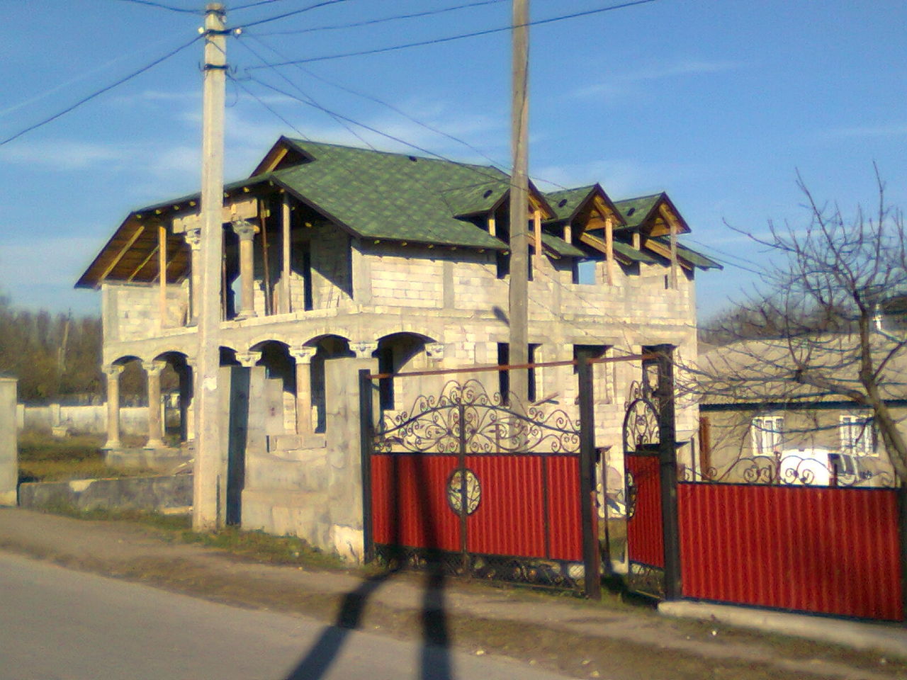 Construim acoperisuri moderne  pe placul tau foto 0