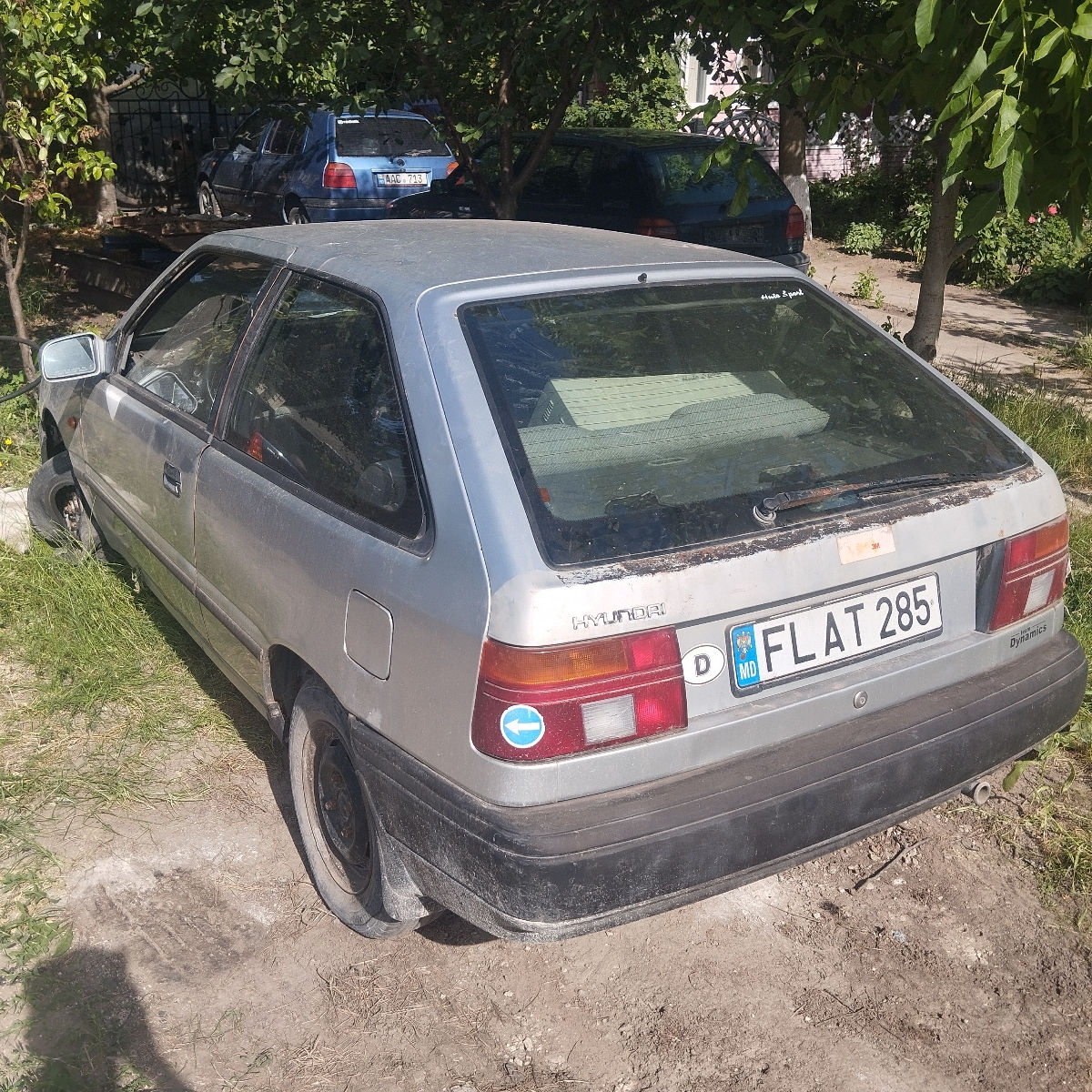 Hyundai Pony foto 0