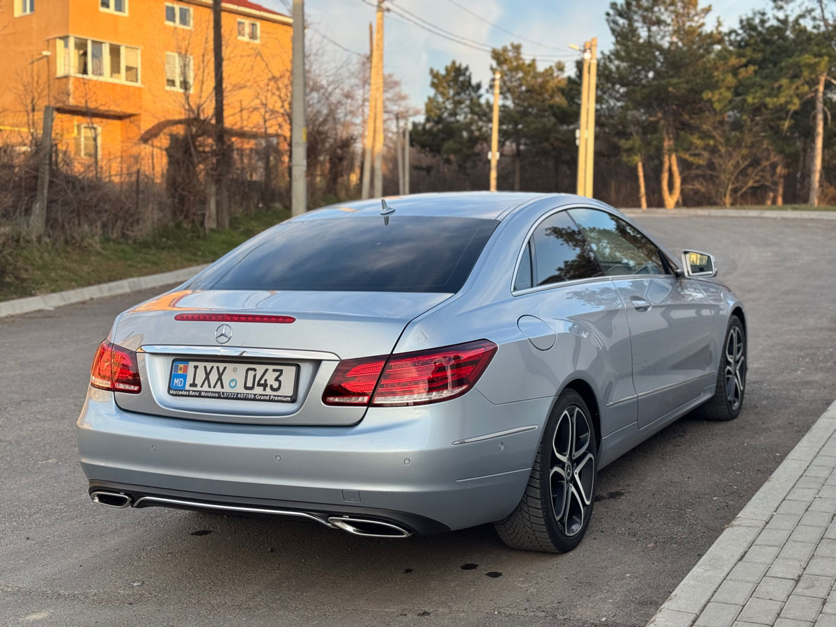 Mercedes E-Class Coupe фото 3